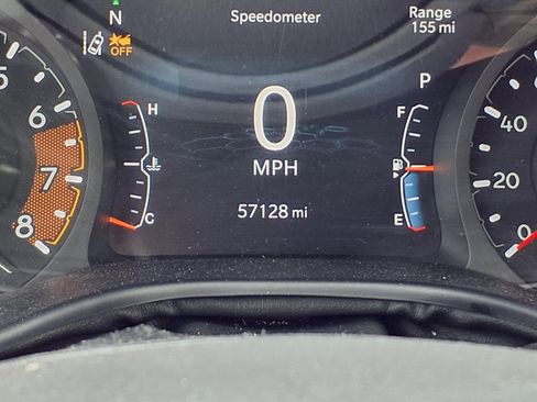 Used 2024 Jeep Compass Latitude image 4