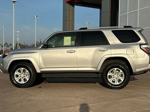 Certified 2024 Toyota 4Runner SR5 Premium image 8