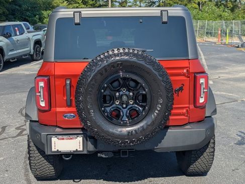 Used 2023 Ford Bronco Wildtrak image 6