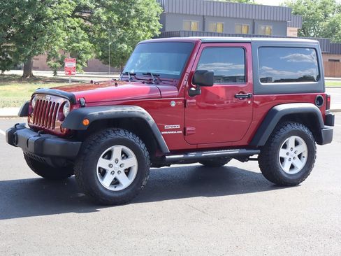 Used 2013 Jeep Wrangler Sport AWD/4WD image 10