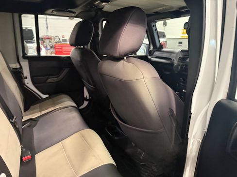 Used 2014 Jeep Wrangler Unlimited Sport AWD/4WD image 18