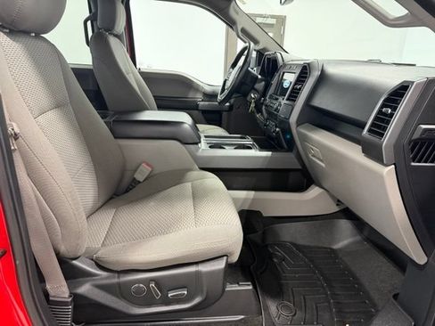 Used 2018 Ford F150 XLT w/ Equipment Group 302A Luxury AWD/4WD image 22