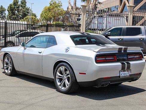 Used 2020 Dodge Challenger R/T RWD image 7