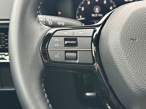 Used 2026 Honda CR-V EX-L image 28