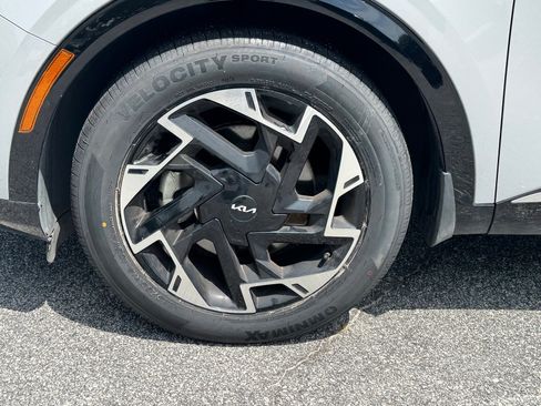 Used 2023 Kia Sportage SX FWD image 28