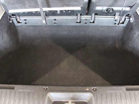 Used 2019 Dodge Grand Caravan SXT image 16