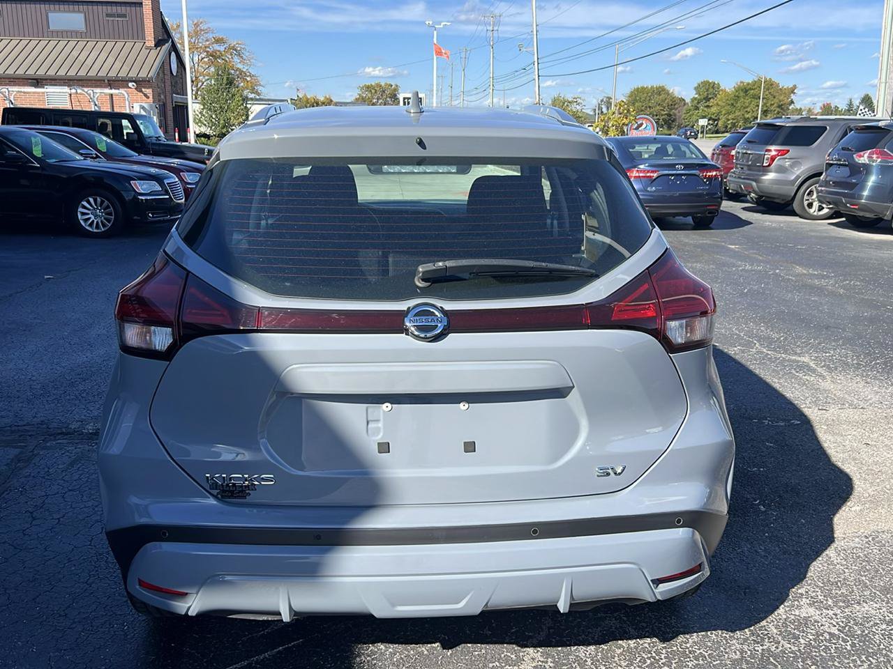 Used 2021 Nissan Kicks SV FWD image 4