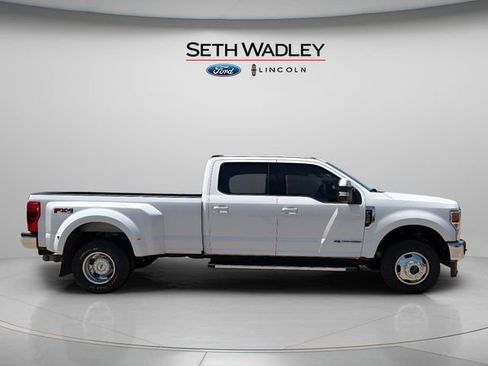 Used 2020 Ford F350 Lariat w/ Lariat Value Package AWD/4WD image 8