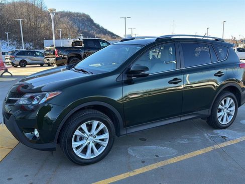 Used 2013 Toyota RAV4 Limited image 3