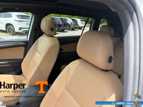 Used 2024 Volkswagen Tiguan SE R-Line AWD/4WD image 12