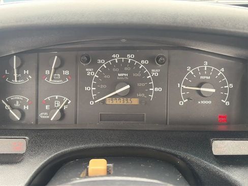 Used 1997 Ford F250 2WD Regular Cab Heavy Duty image 31