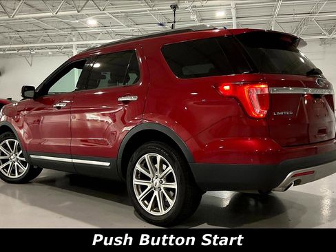 Used 2017 Ford Explorer Limited image 3
