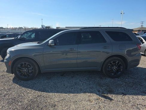 Used 2022 Dodge Durango R/T w/ Hemi Orange Plus Package image 8