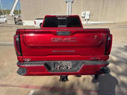 Used 2024 GMC Sierra 2500 AT4 w/ AT4 Premium Plus Package image 6