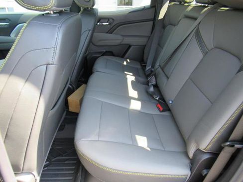 New 2025 Chevrolet Colorado ZR2 w/ ZR2 Bison Edition image 31