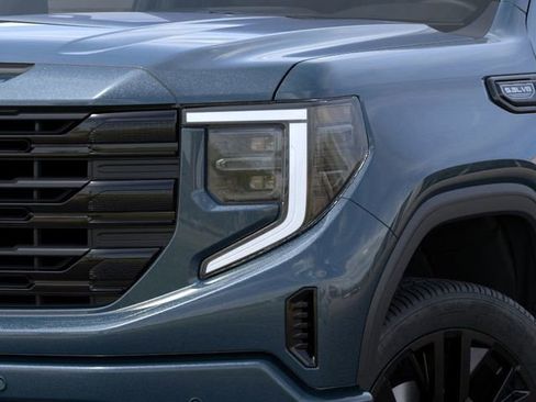New 2026 GMC Sierra 1500 Elevation image 10