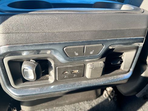 Used 2020 GMC Sierra 1500 Denali w/ Denali Ultimate Package image 48