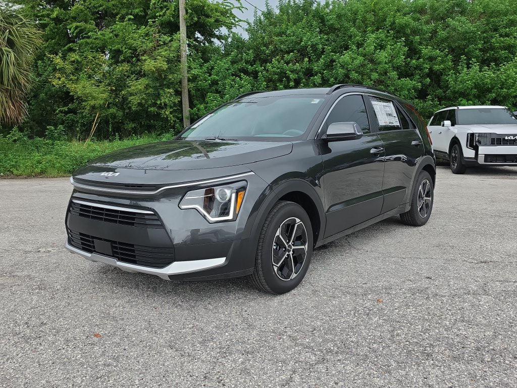 New 2026 Kia Niro EX FWD image 4