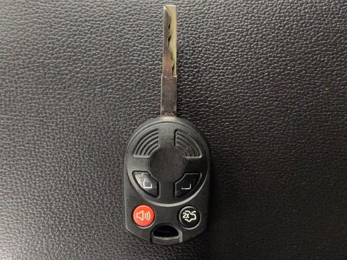 Used 2018 Ford Escape SE FWD image 32