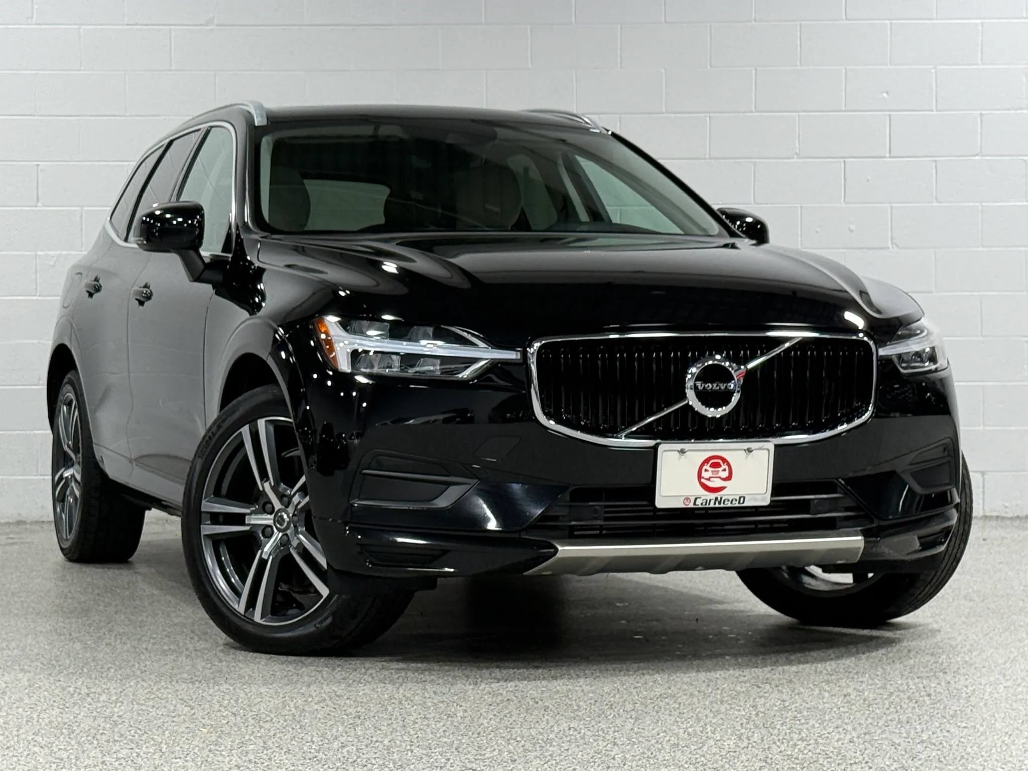 Used 2019 Volvo XC60 T6 Momentum w/ Premium Package AWD/4WD image 4