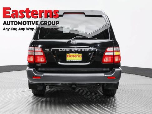 Used 2005 Toyota Land Cruiser AWD/4WD image 6