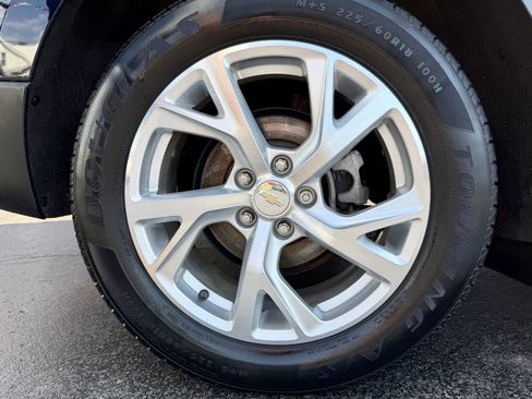 Used 2020 Chevrolet Equinox LT FWD image 25