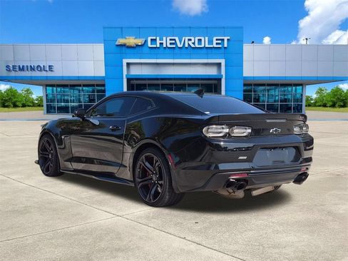 Used 2022 Chevrolet Camaro SS RWD image 3