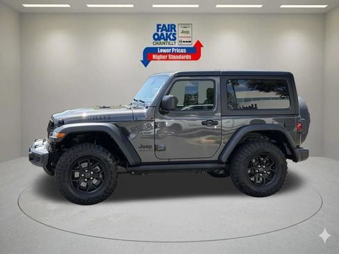 Used 2024 Jeep Wrangler Sport AWD/4WD image 12