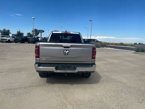 Used 2020 RAM 1500 Laramie AWD/4WD image 6