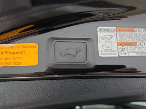 Used 2016 Toyota RAV4 Limited AWD/4WD image 36