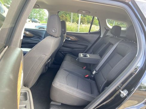 Used 2021 GMC Terrain SLE w/ Driver Convenience Package FWD image 16