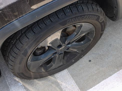 Used 2020 Jeep Compass Latitude image 8