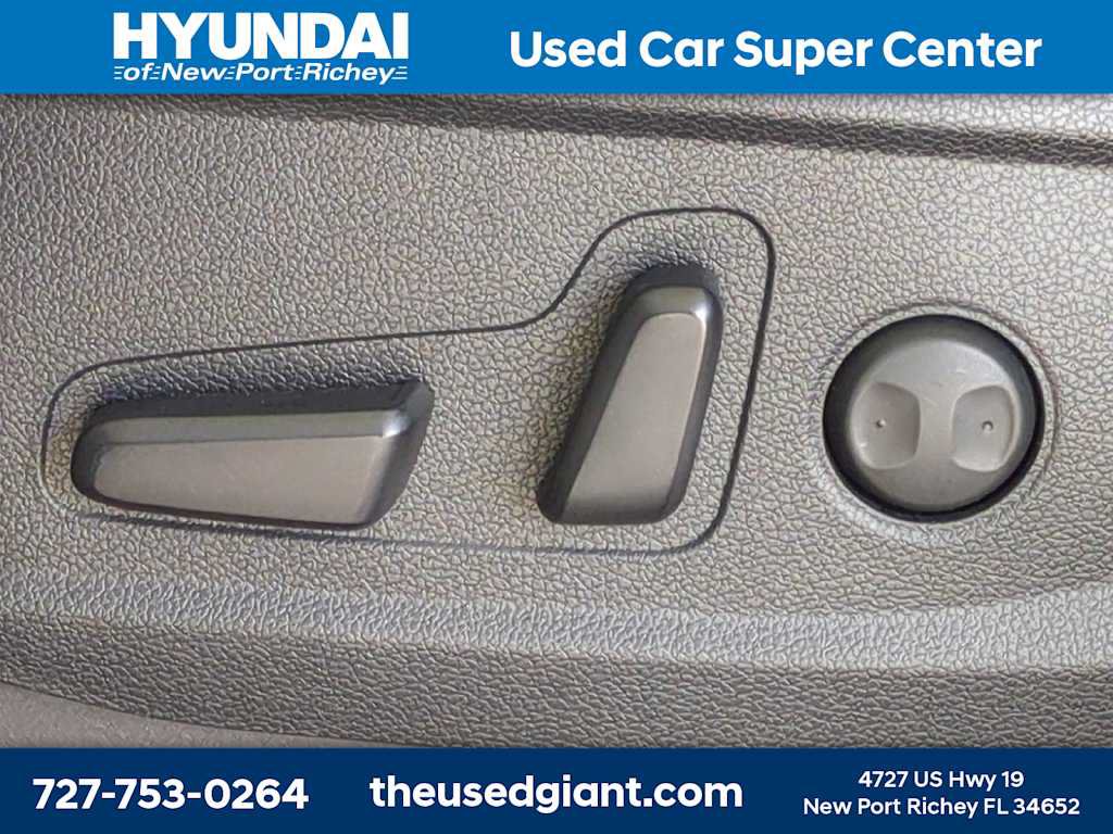 Used 2021 Hyundai Palisade SEL FWD image 21