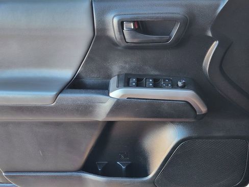 Used 2021 Toyota Tacoma SR5 image 22