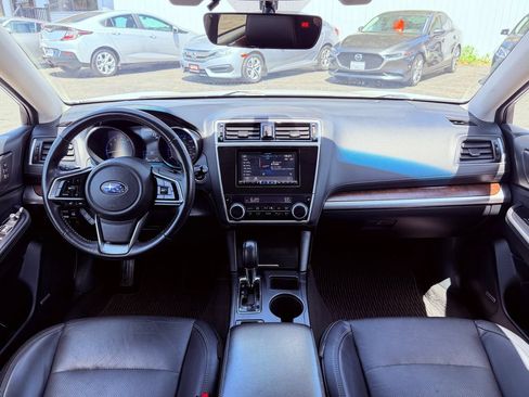 Used 2018 Subaru Outback 2.5i Limited AWD/4WD image 29