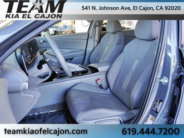 Used 2024 Hyundai Elantra SEL FWD image 15