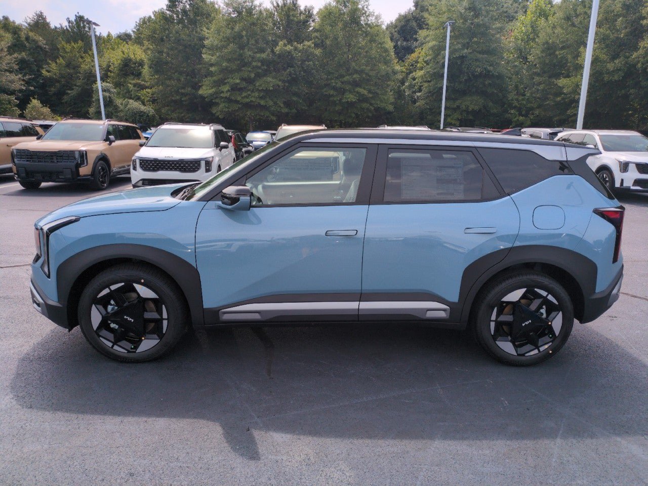 New 2027 Kia Seltos S FWD image 4