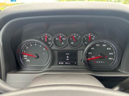 Used 2024 Chevrolet Silverado 1500 Custom Trail Boss w/ LPO, Dark Essentials Package AWD/4WD image 21