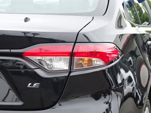 Certified 2023 Toyota Corolla LE FWD image 12
