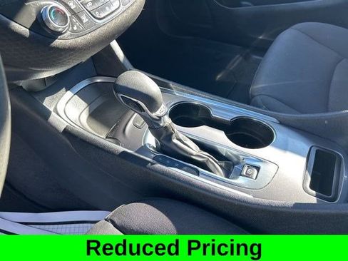 Used 2023 Chevrolet Malibu LT image 31