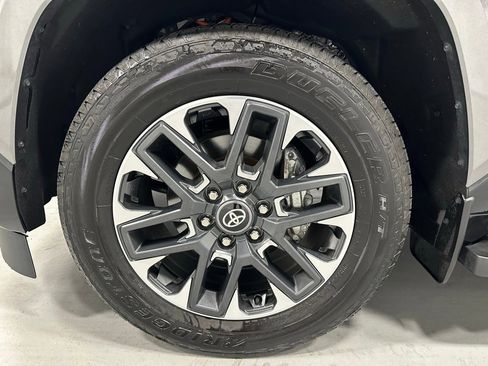 Used 2025 Toyota Sequoia Limited image 68