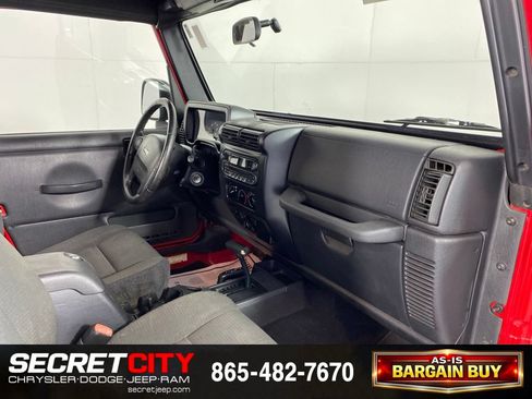 Used 2006 Jeep Wrangler X w/ Tire & Wheel Group (Ecco) AWD/4WD image 27