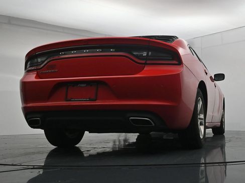 Used 2022 Dodge Charger SXT RWD image 22