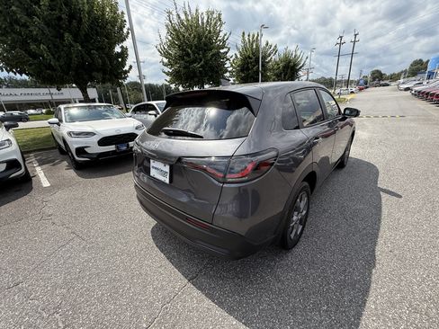 New 2026 Honda HR-V LX image 11