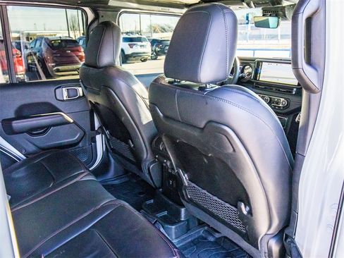 Used 2024 Jeep Wrangler Unlimited Rubicon image 23