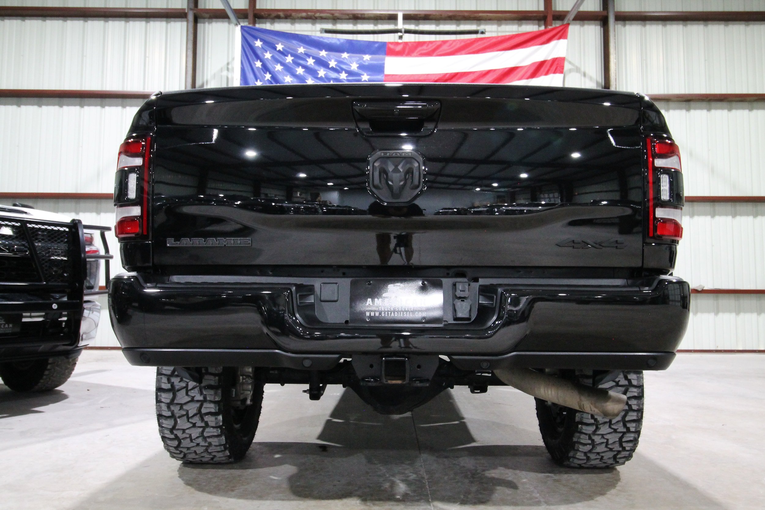 Used 2024 RAM 3500 Laramie w/ Night Edition AWD/4WD image 9