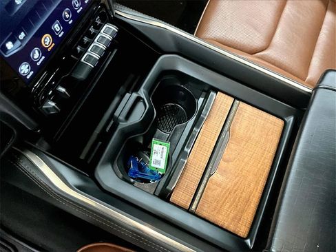 Used 2021 RAM 1500 Limited w/ Bed Utility Group image 20