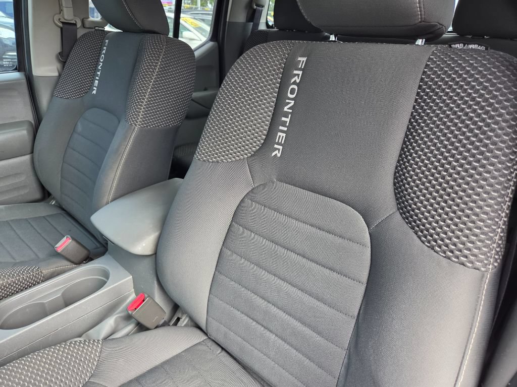 Used 2017 Nissan Frontier Desert Runner RWD image 18