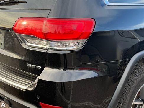 Used 2018 Jeep Grand Cherokee Limited w/ Luxury Group II image 11