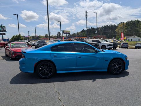 Used 2023 Dodge Charger R/T w/ Blacktop Package image 4